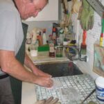 Preparando la plancha: lijado y desengrasado.